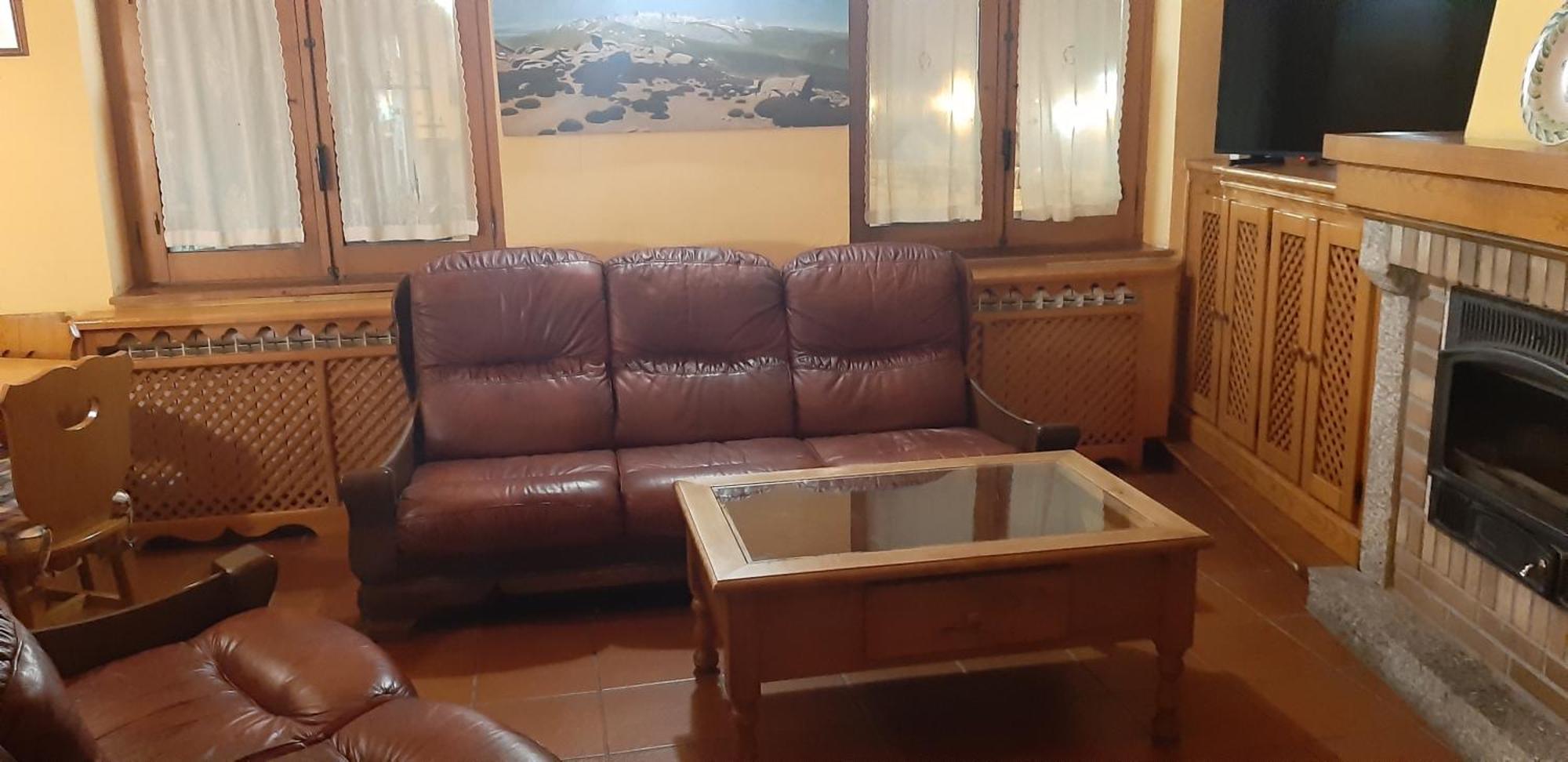 Гостьовий будинок Casa Rural El Casillo Del Abuelo Goyo Наварредонда-де-Ґредос Екстер'єр фото